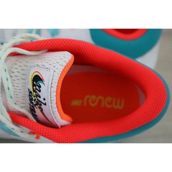 Nike CZ5920 107 Women's Sz 11 White Hyperdiamond 4 Elite Metal Softball Cleats - Picture 7 of 8